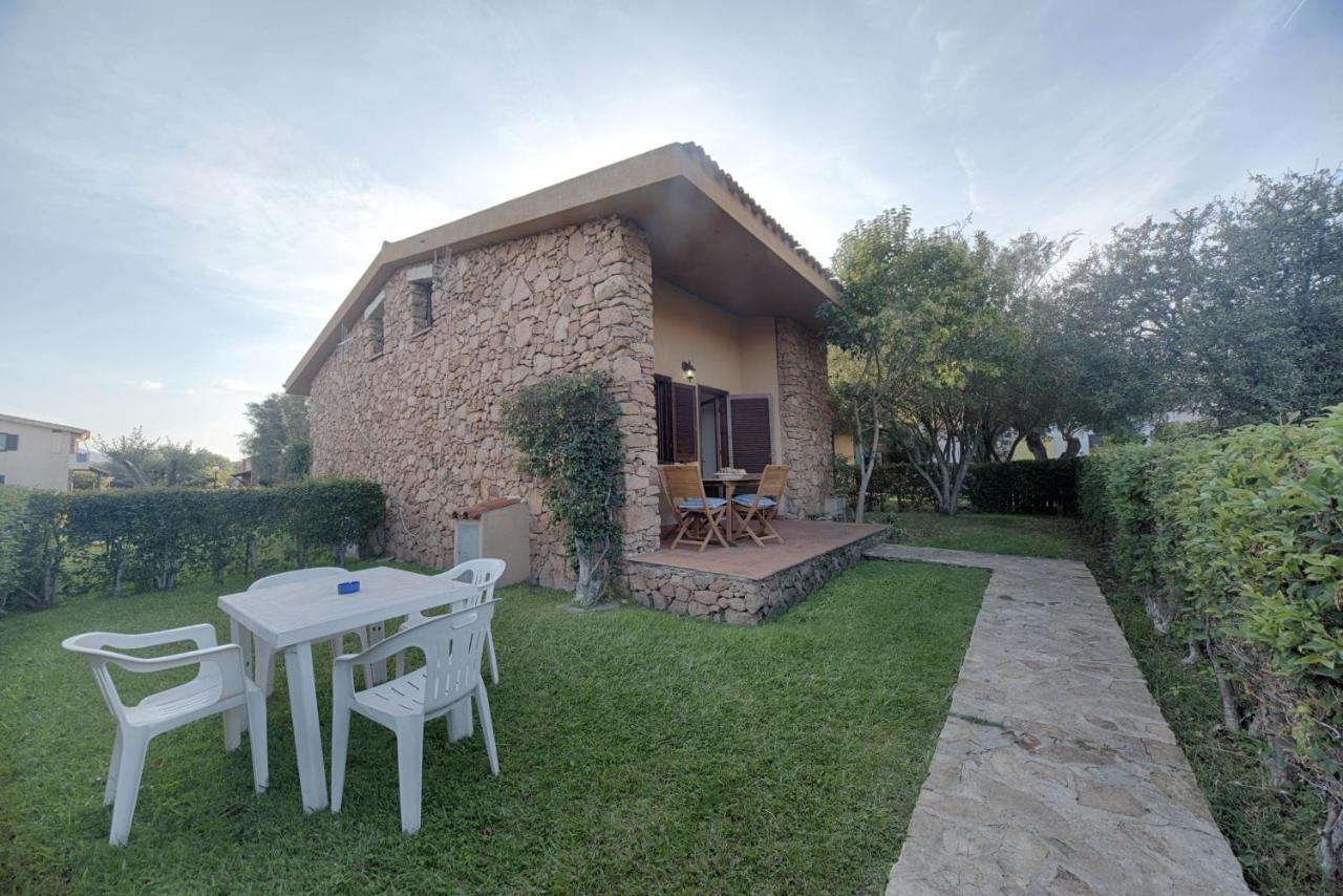 Residence Oasi E Oasi Blu San Teodoro  Zewnętrze zdjęcie