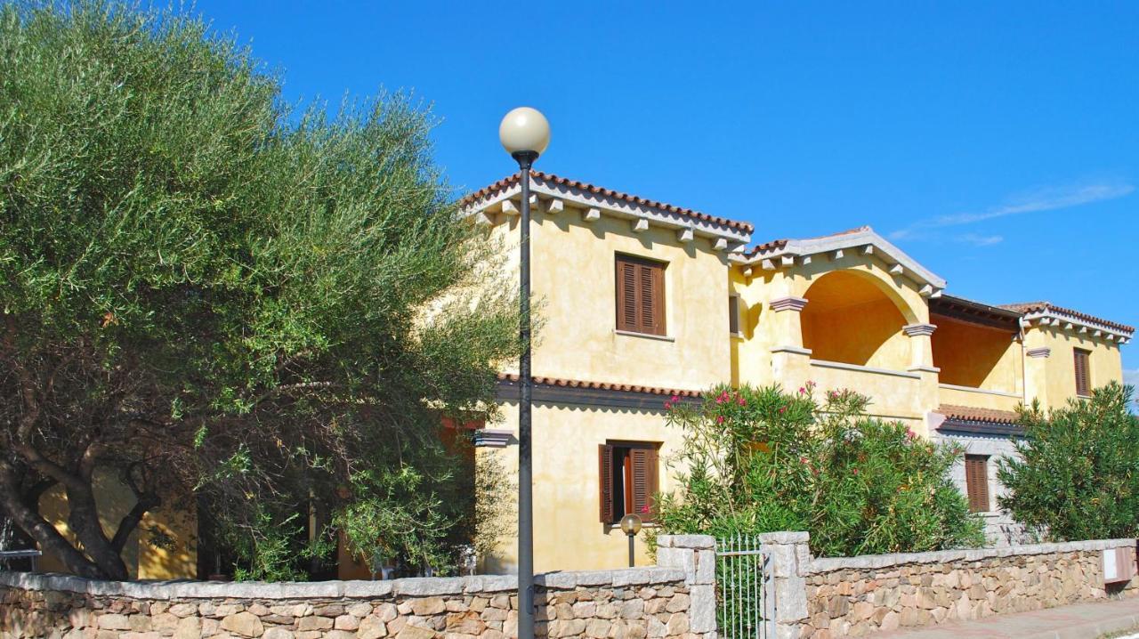 Residence Oasi E Oasi Blu San Teodoro  Zewnętrze zdjęcie