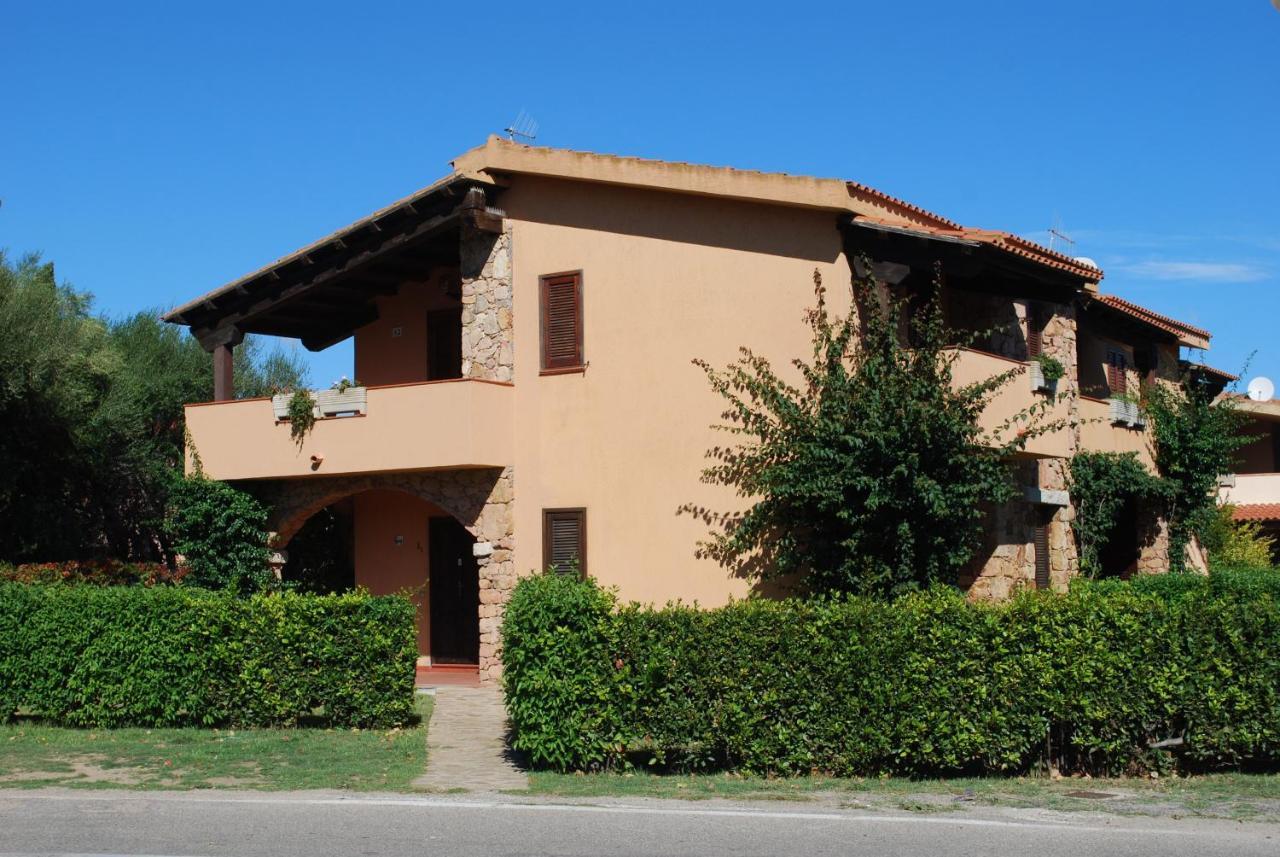 Residence Oasi E Oasi Blu San Teodoro  Zewnętrze zdjęcie