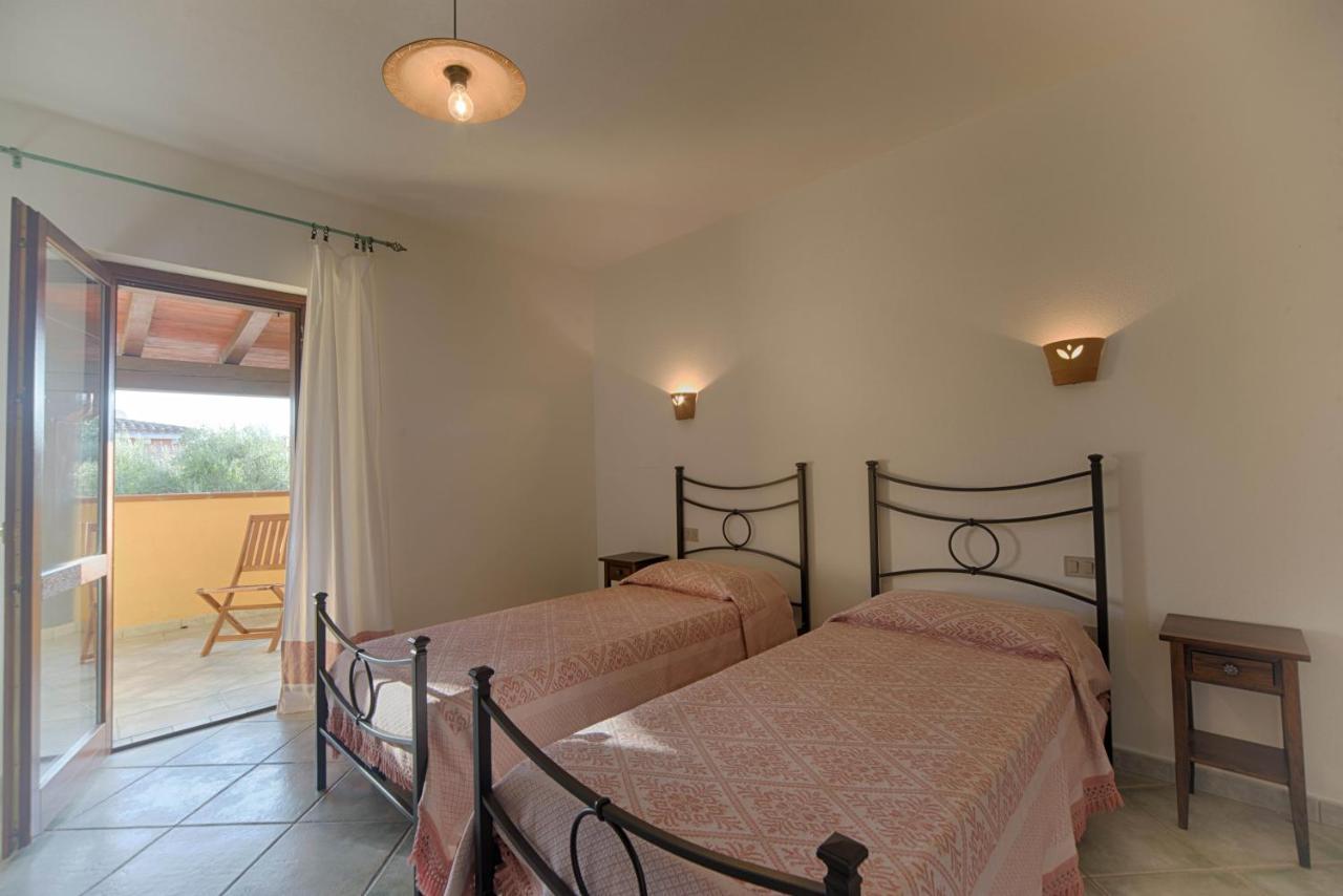 Residence Oasi E Oasi Blu San Teodoro  Zewnętrze zdjęcie